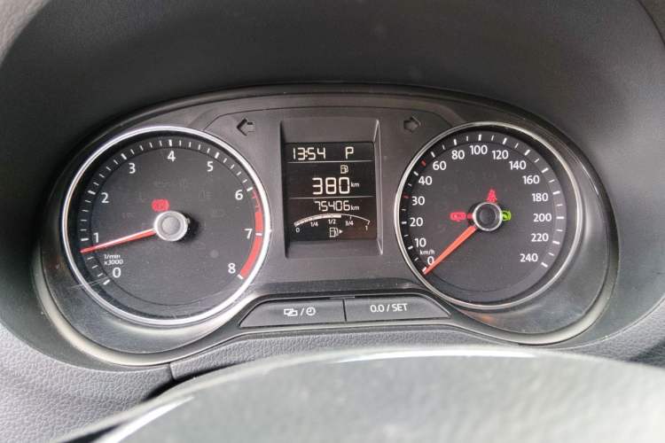 Used Volkswagen Polo 2016 1.6L Automatic Comfort Model Instrument Cluster