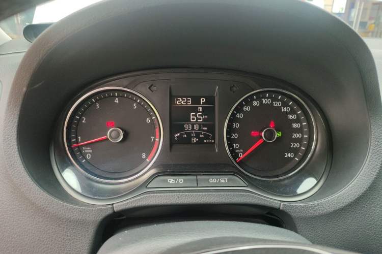 Used Volkswagen Polo 2016 1.6L Automatic Comfort Model Instrument Cluster