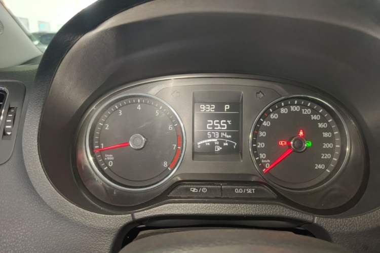 Used Volkswagen Polo 2016 1.6L Automatic Comfort Model Instrument Cluster