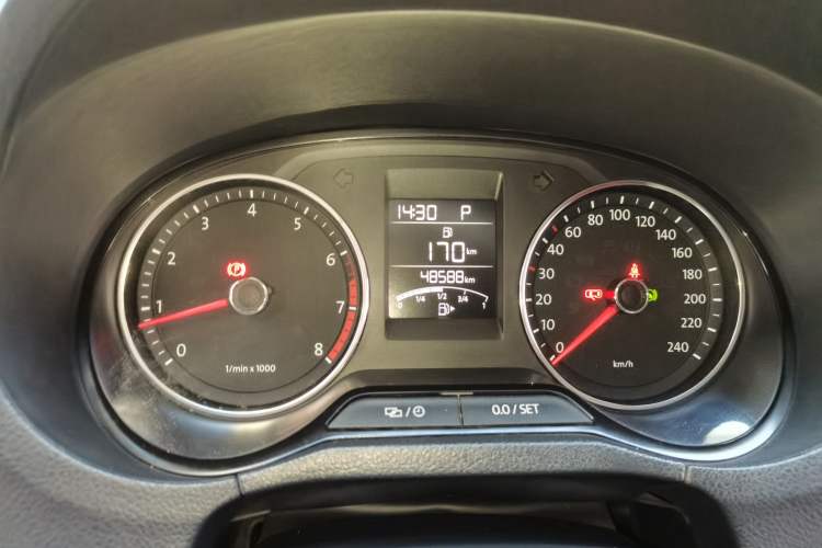Used Volkswagen Polo 2016 1.6L Automatic Comfort Model Instrument Cluster