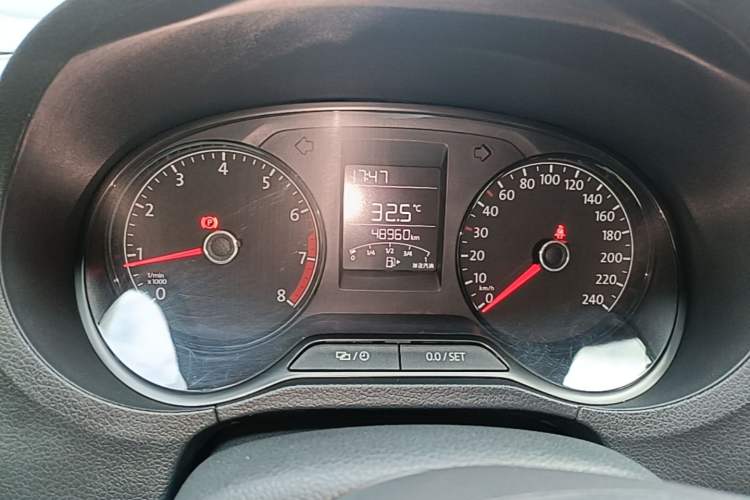 Used Volkswagen Polo 2016 1.4L Manual Fashion Model Instrument Cluster