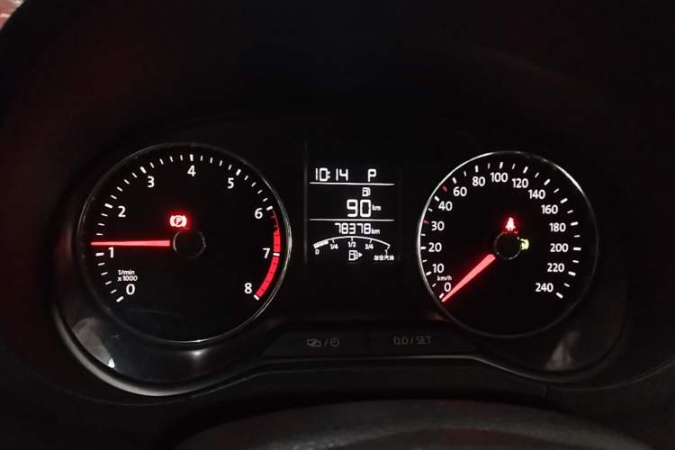 Used Volkswagen Polo 2016 1.6L Automatic Comfort Model Instrument Cluster