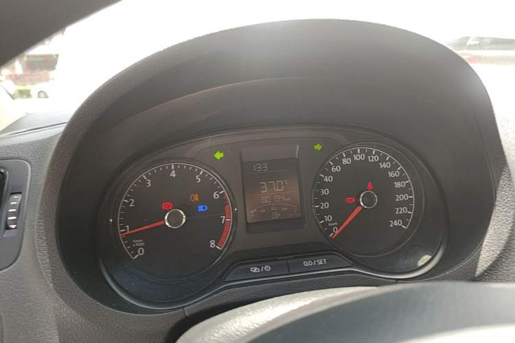 Used Volkswagen Polo 2016 1.4L Manual Fashion Model Instrument Cluster