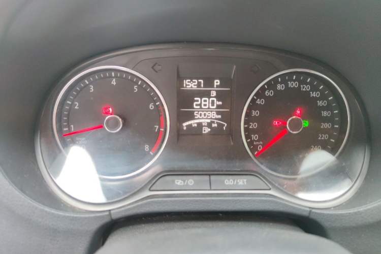 Used Volkswagen Polo 2016 1.6L Automatic Comfort Model Instrument Cluster