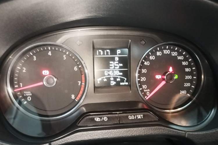 Used Volkswagen Polo 2016 1.6L Automatic Comfort Model Instrument Cluster