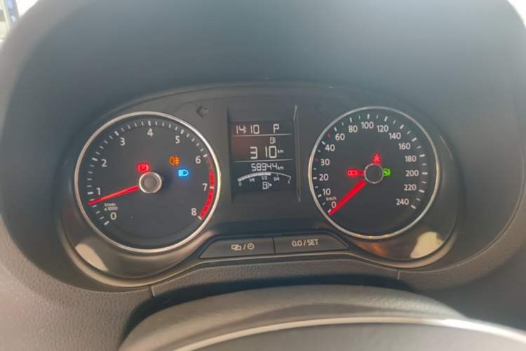 Used Volkswagen Polo 2016 1.6L Automatic Comfort Model Instrument Cluster