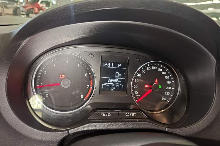 Used Volkswagen Polo 2016 1.6L Automatic Comfort Model Instrument Cluster