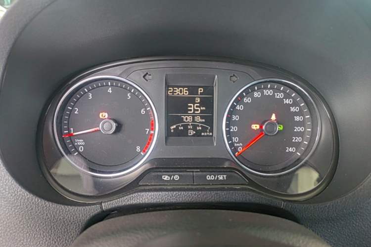 Used Volkswagen Polo 2016 1.6L Automatic Comfort Model Instrument Cluster