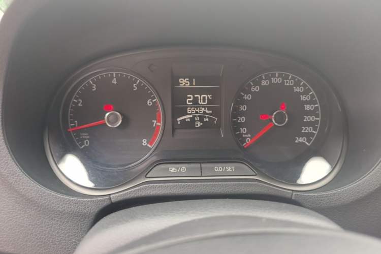 Used Volkswagen Polo 2016 1.4L Manual Fashion Model Instrument Cluster