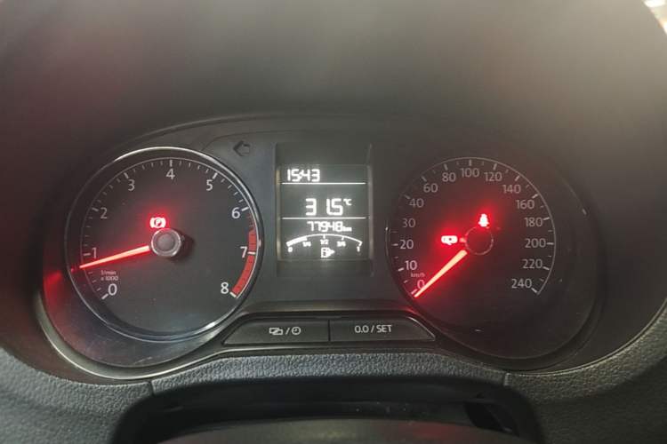 Used Volkswagen Polo 2016 1.4L Manual Fashion Model Instrument Cluster