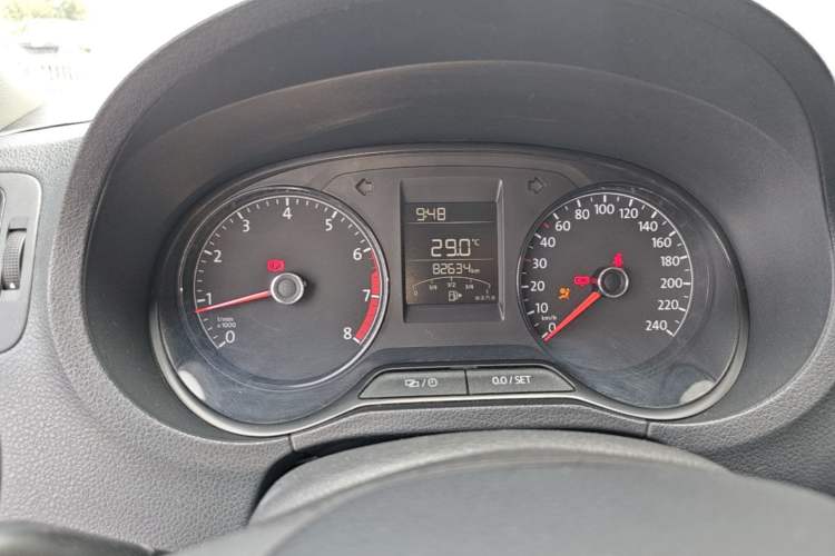 Used Volkswagen Polo 2016 1.4L Manual Fashion Model Instrument Cluster