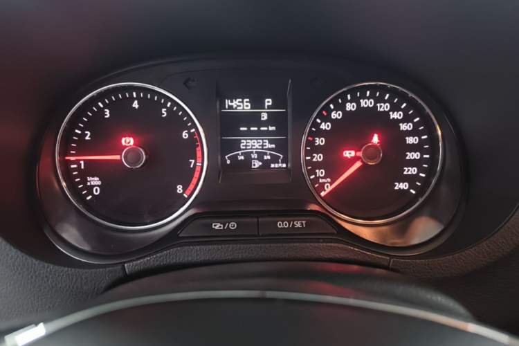 Used Volkswagen Polo 2016 1.6L Automatic Luxury Model Instrument Cluster