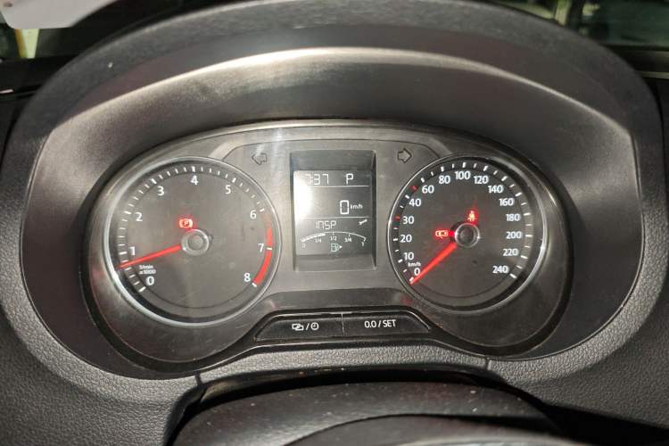 Used Volkswagen Polo 2016 1.6L Automatic Comfort Model Instrument Cluster