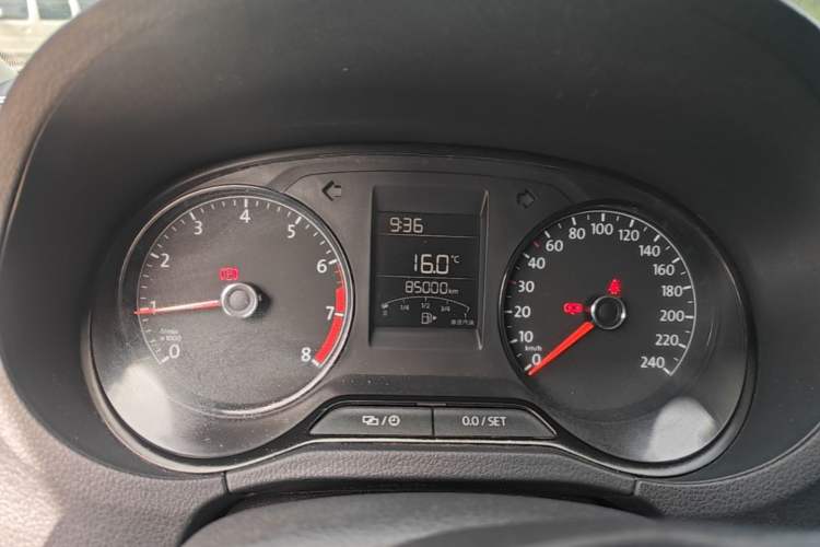 Used Volkswagen Polo 2016 1.4L Manual Fashion Model Instrument Cluster