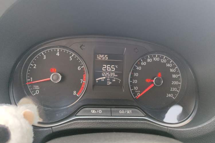 Used Volkswagen Polo 2016 1.4L Manual Fashion Model Instrument Cluster