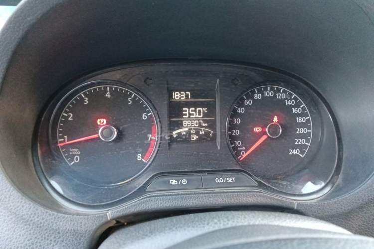 Used Volkswagen Polo 2016 1.4L Manual Fashion Model Instrument Cluster