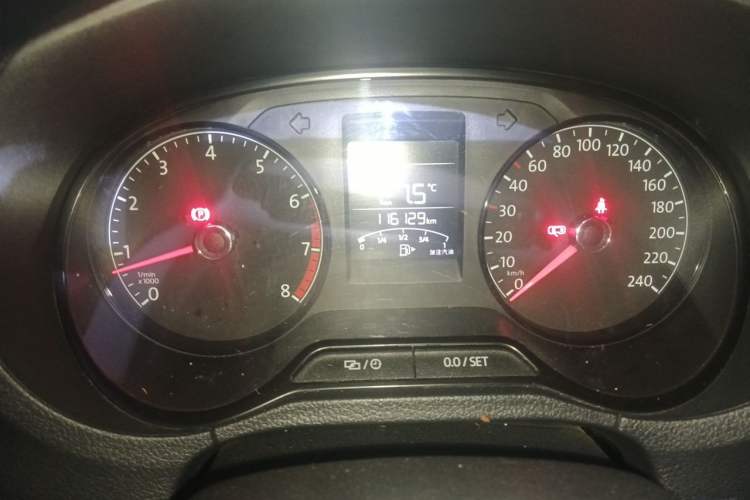 Used Volkswagen Polo 2016 1.4L Manual Fashion Model Instrument Cluster