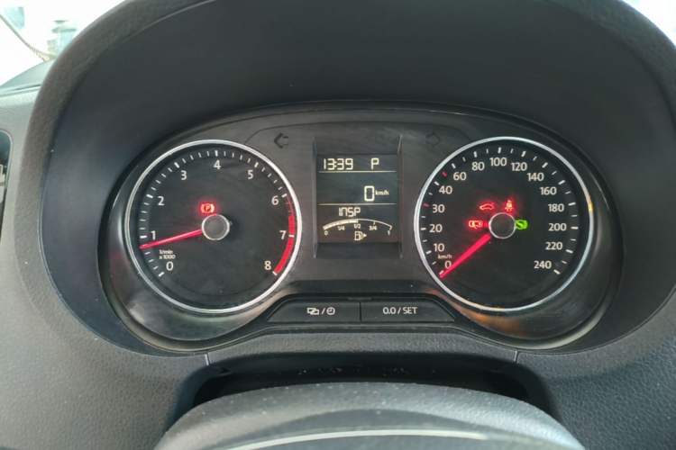 Used Volkswagen Polo 2016 1.6L Automatic Luxury Model Instrument Cluster