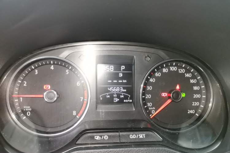Used Volkswagen Polo 2016 1.6L Automatic Comfort Model Instrument Cluster