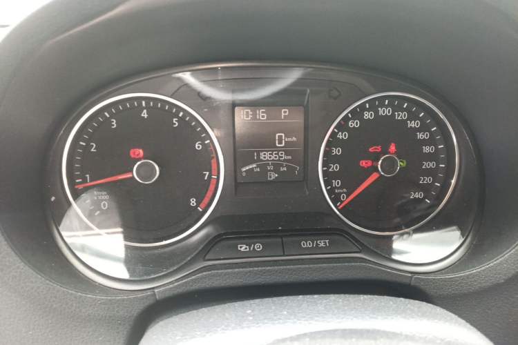 Used Volkswagen Polo 2016 1.6L Automatic Comfort Model Instrument Cluster