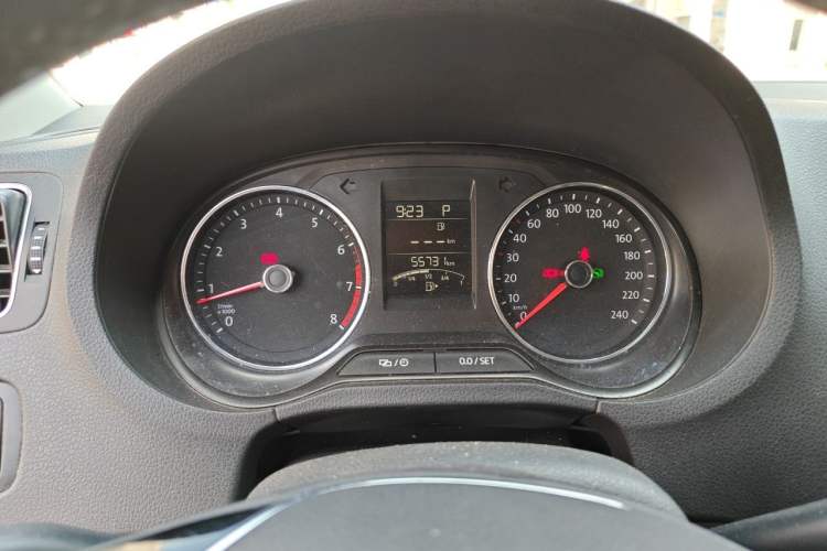 Used Volkswagen Polo 2016 1.6L Automatic Comfort Model Instrument Cluster