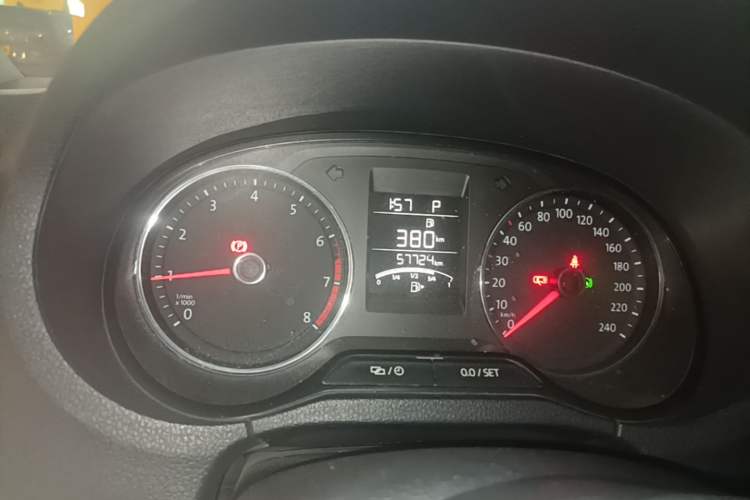 Used Volkswagen Polo 2016 1.6L Automatic Comfort Model Instrument Cluster