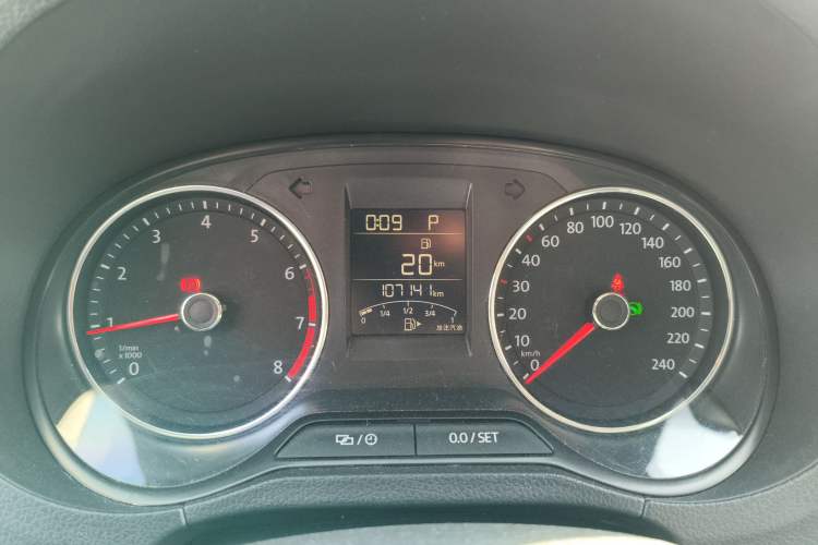 Used Volkswagen Polo 2016 1.6L Automatic Luxury Model Instrument Cluster