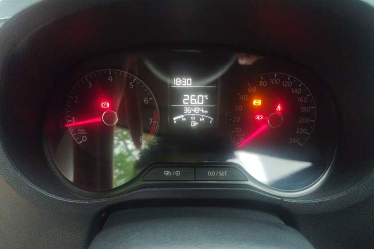 Used Volkswagen Polo 2016 1.4L Manual Fashion Model Instrument Cluster