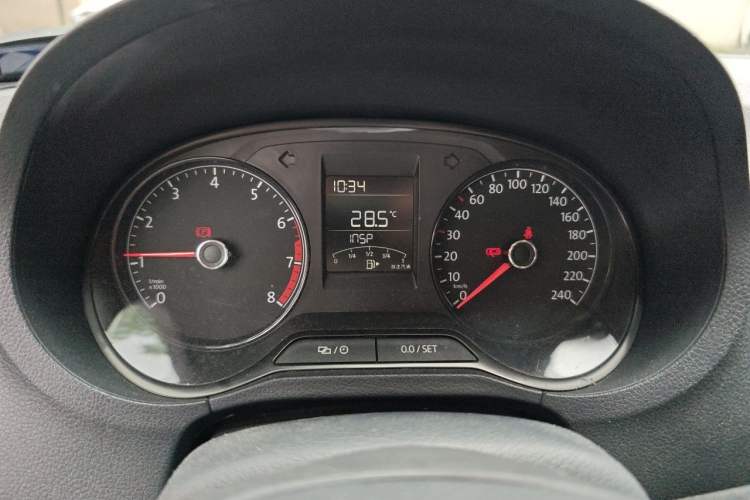 Used Volkswagen Polo 2016 1.4L Manual Fashion Model Instrument Cluster