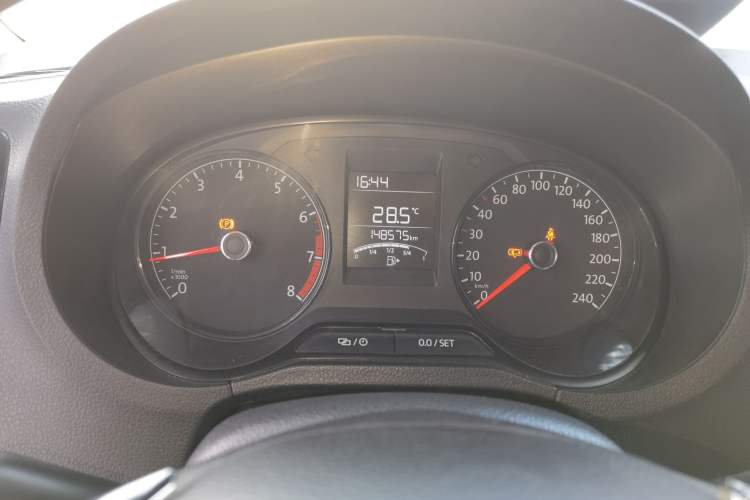 Used Volkswagen Polo 2016 1.4L Manual Fashion Model Instrument Cluster
