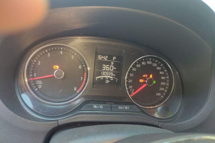 Used Volkswagen Polo 2016 1.6L Automatic Comfort Model Instrument Cluster