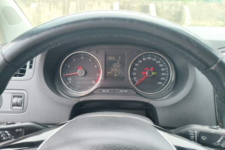 Used Volkswagen Polo 2016 1.6L Automatic Comfort Model Instrument Cluster