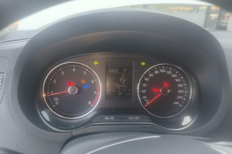 Used Volkswagen Polo 2016 1.6L Automatic Comfort Model Instrument Cluster