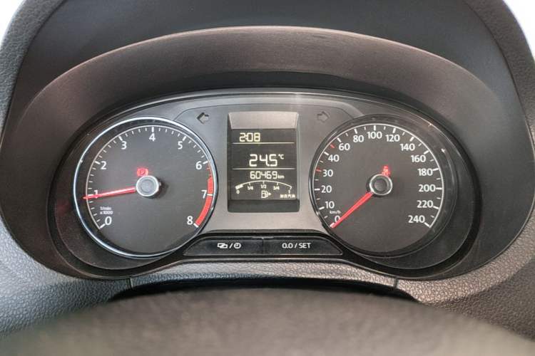Used Volkswagen Polo 2016 1.4L Manual Fashion Model Instrument Cluster