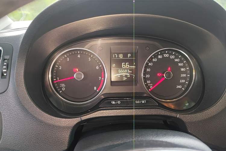 Used Volkswagen Polo 2016 1.6L Automatic Comfort Model Instrument Cluster