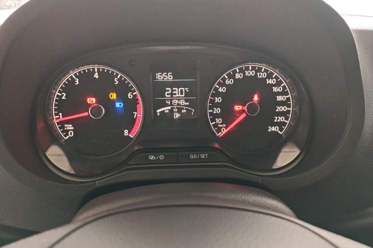Used Volkswagen Polo 2016 1.4L Manual Fashion Model Instrument Cluster