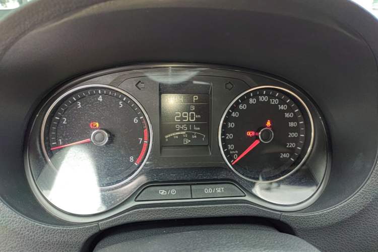 Used Volkswagen Polo 2016 1.6L Automatic Comfort Model Instrument Cluster
