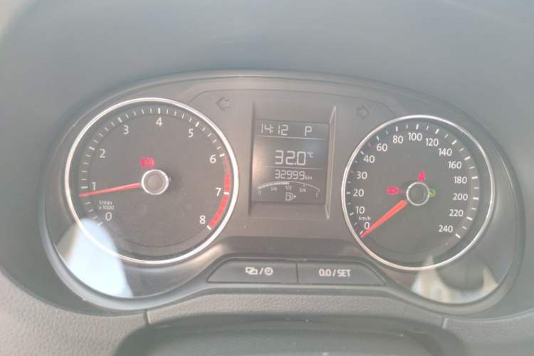 Used Volkswagen Polo 2016 1.6L Automatic Luxury Model Instrument Cluster