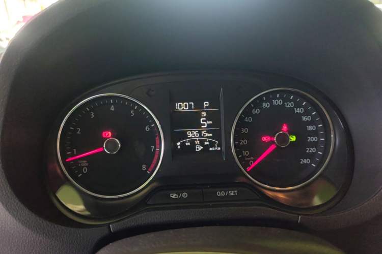 Used Volkswagen Polo 2016 1.6L Automatic Comfort Model Instrument Cluster