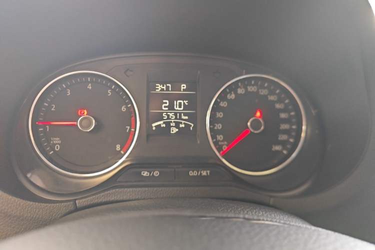 Used Volkswagen Polo 2016 1.6L Automatic Comfort Model Instrument Cluster