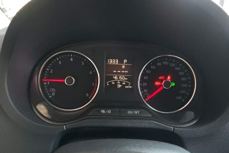 Used Volkswagen Polo 2016 1.6L Automatic Comfort Model Instrument Cluster