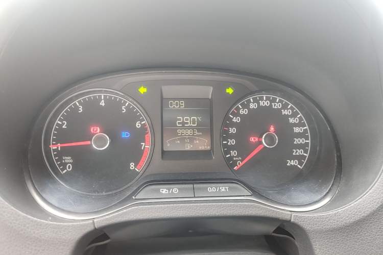 Used Volkswagen Polo 2016 1.4L Manual Fashion Model Instrument Cluster