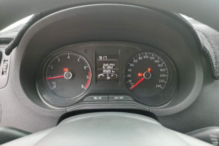Used Volkswagen Polo 2016 1.4L Manual Fashion Model Instrument Cluster