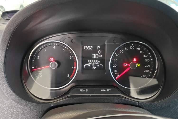 Used Volkswagen Polo 2016 1.6L Automatic Comfort Model Instrument Cluster
