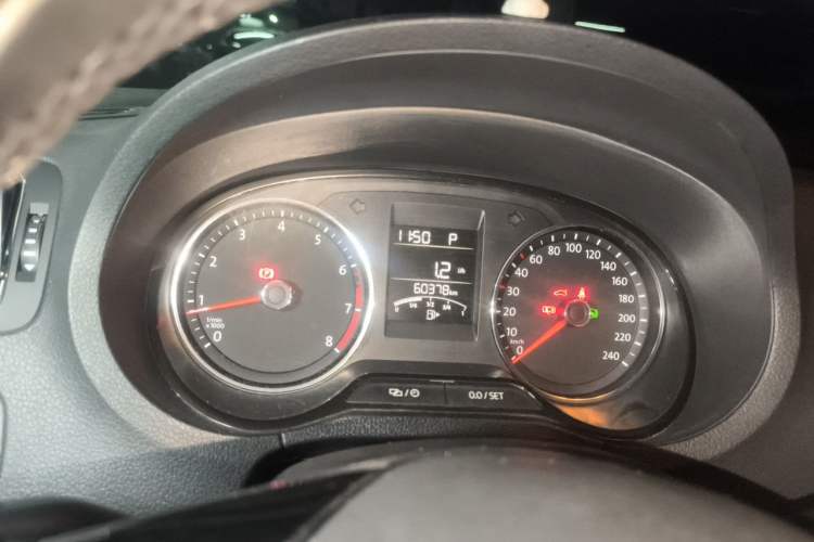 Used Volkswagen Polo 2016 1.6L Automatic Comfort Model Instrument Cluster