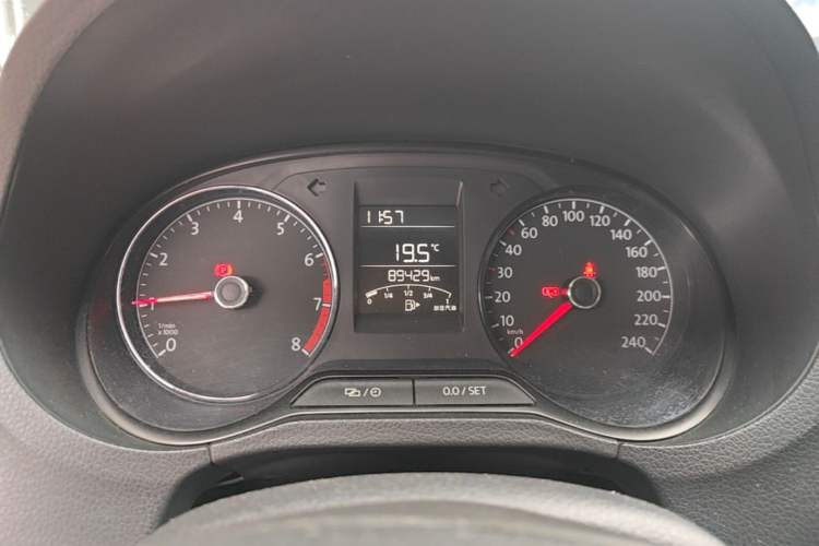 Used Volkswagen Polo 2016 1.4L Manual Fashion Model Instrument Cluster