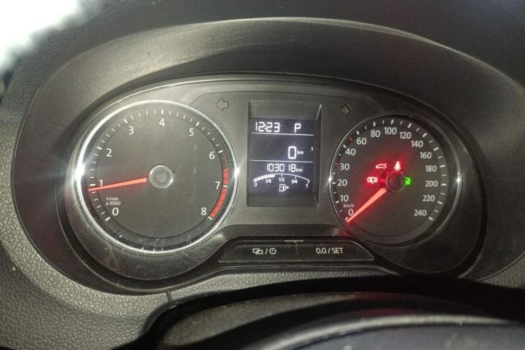 Used Volkswagen Polo 2016 1.6L Automatic Comfort Model Instrument Cluster