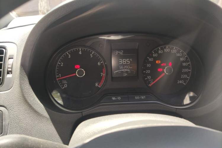 Used Volkswagen Polo 2016 1.4L Manual Fashion Model Instrument Cluster