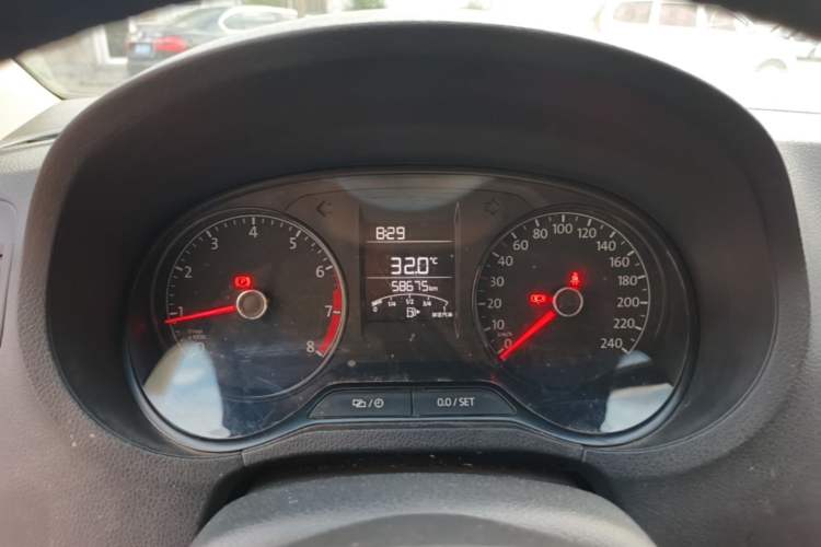 Used Volkswagen Polo 2016 1.4L Manual Fashion Model Instrument Cluster