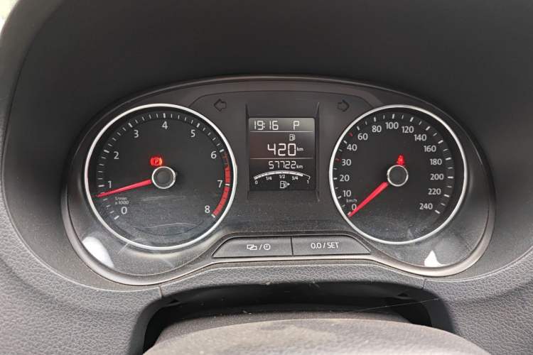 Used Volkswagen Polo 2016 1.6L Automatic Comfort Model Instrument Cluster
